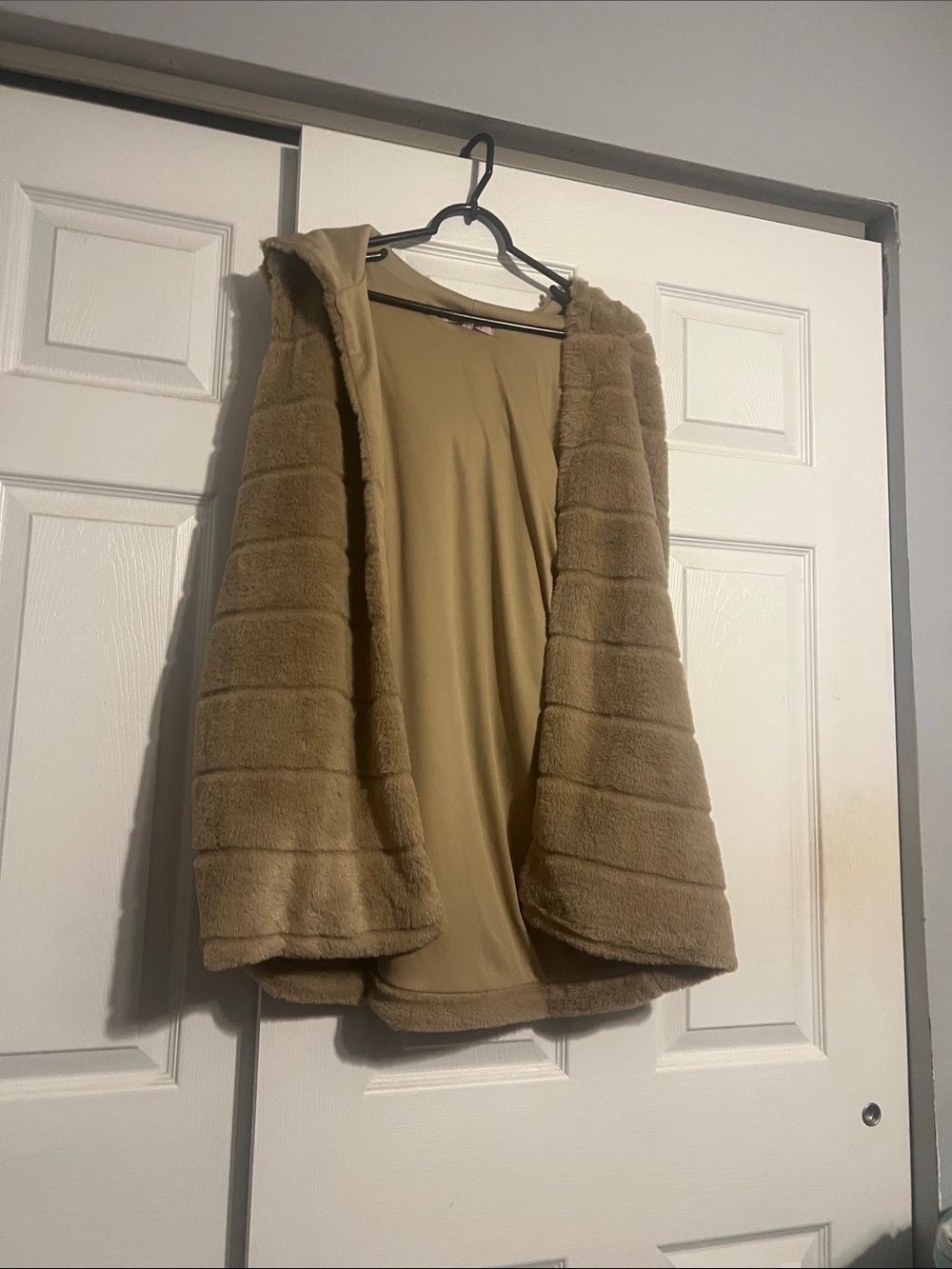 Cozy Hooded Teddy Jacket in Camel